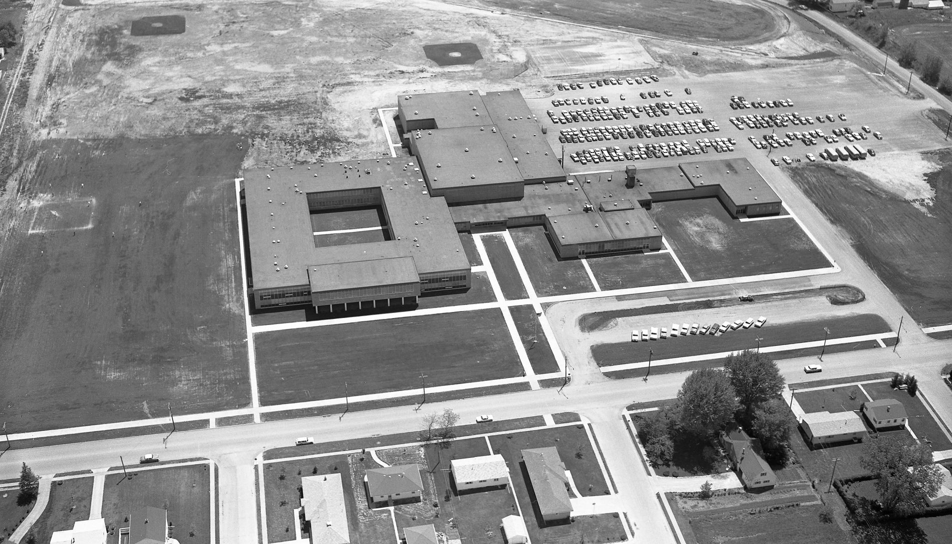 102519-Aerial-1961-004